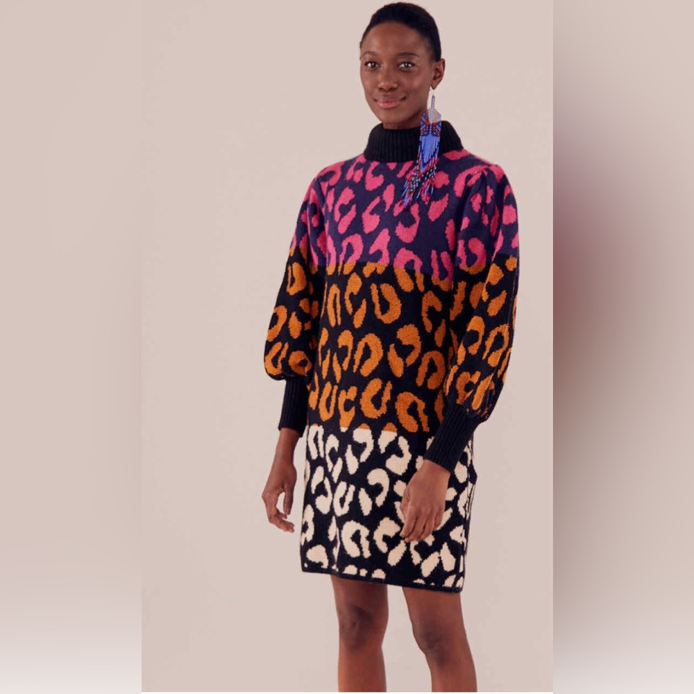 Farm Rio “Mixed Leopards Sweater Dress”